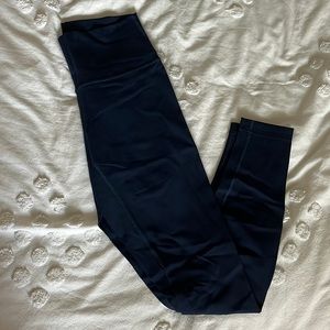 Lululemon navy blue leggings size 6